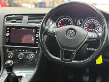 Used Volkswagen Golf 2019 for sale - 74860869: Photo