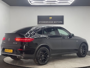 Used Mercedes-Benz GLC 2018 for sale - 75600568: Photo