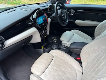 Used MINI Electric Cooper 2022 for sale - 75570645: Photo
