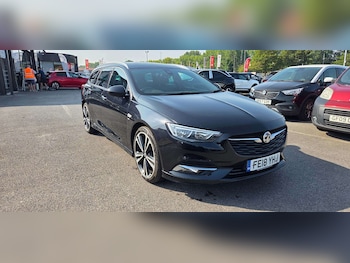 Vauxhall - Insignia