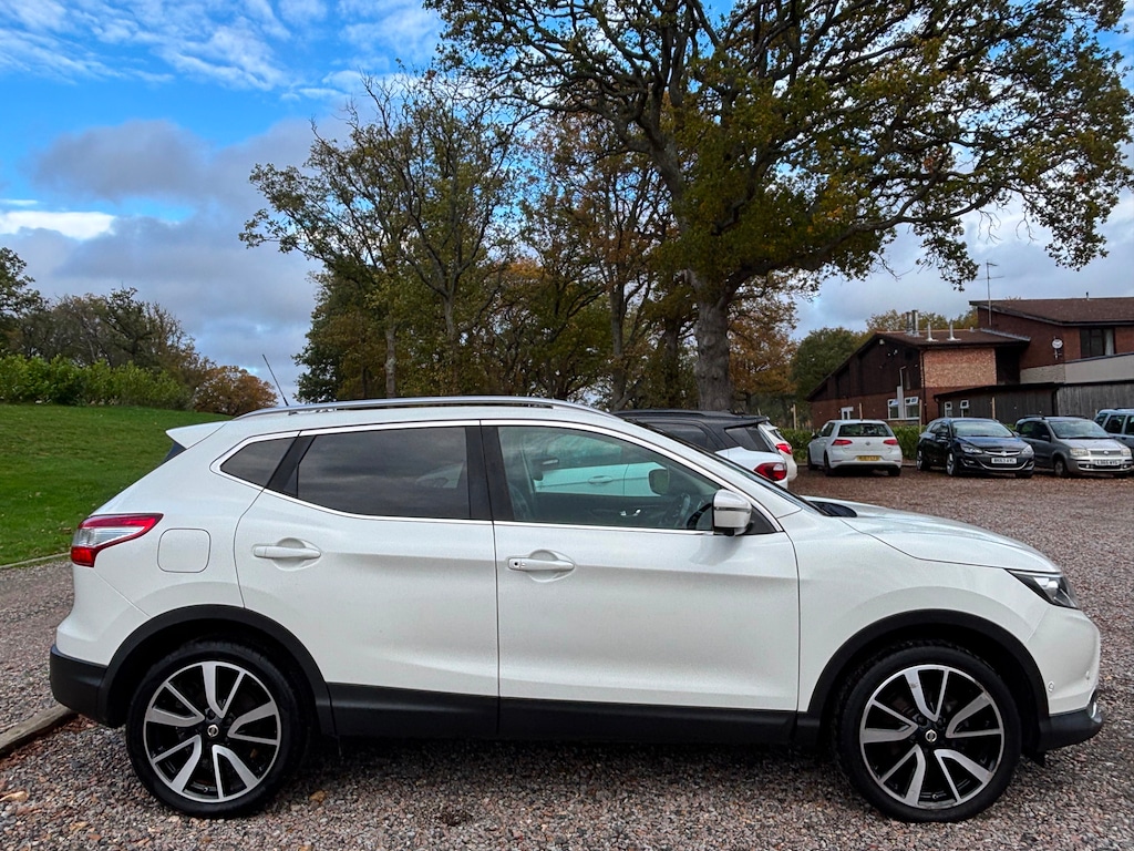 Used Nissan Qashqai 2016 for sale - 76466617: Photo 3