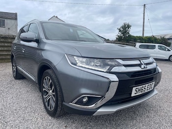 Mitsubishi - Outlander