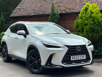 2023 - 2.5 18.1kWh Premium Plus E-CVT 4WD Euro 6 (s/s) 5dr