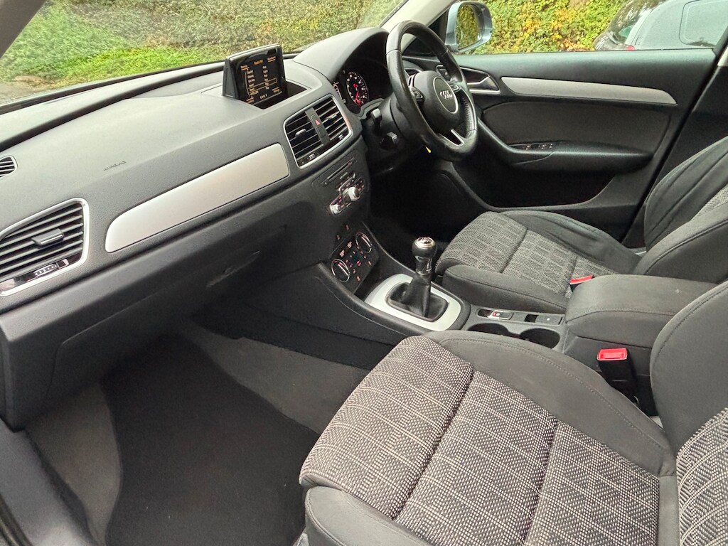 Used Audi Q3 2017 for sale - 76400923: Photo 2