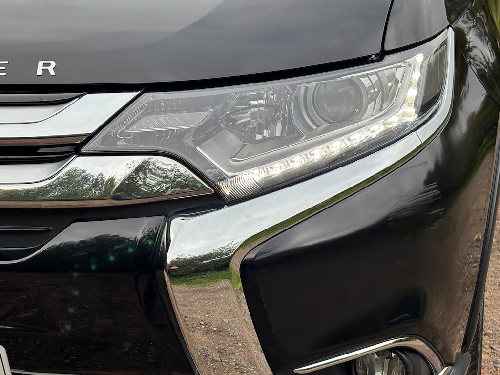 Used Mitsubishi Outlander 2017 for sale - 76196195: Photo 9