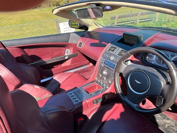 Used Aston Martin DB9 2005 for sale - 75569896: Photo 9