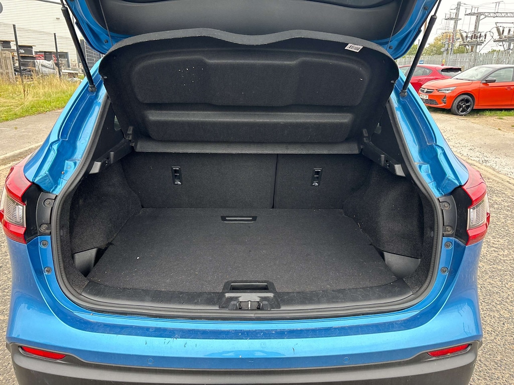 Used Nissan Qashqai 2018 for sale - 76117191: Photo 9