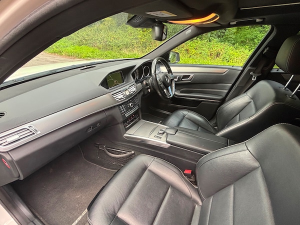 Used Mercedes-Benz E-Class 2015 for sale - 75572233: Photo 2