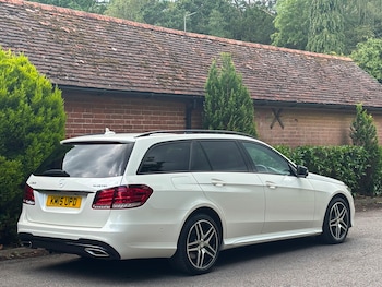 Used Mercedes-Benz E-Class 2015 for sale - 75572233: Photo
