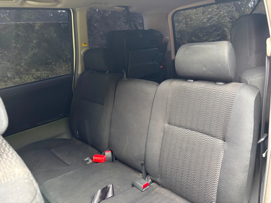 Used Toyota Voxy 2017 for sale - 76373049: Photo 10