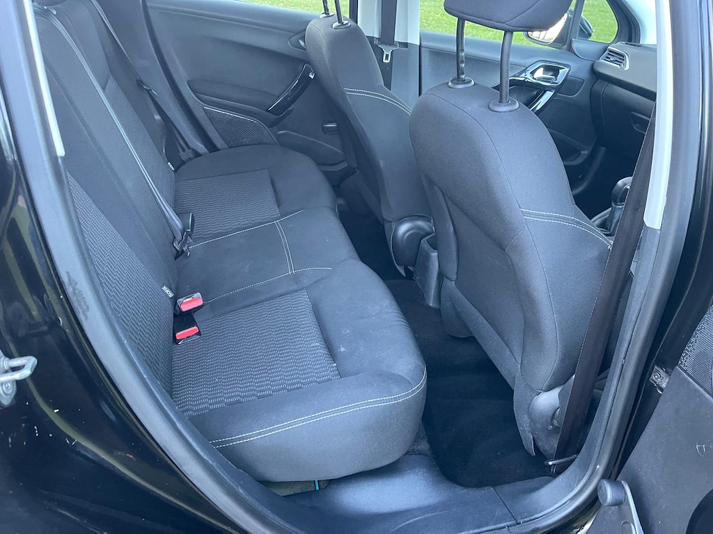 Used Peugeot 208 2016 for sale - 76415455: Photo 10