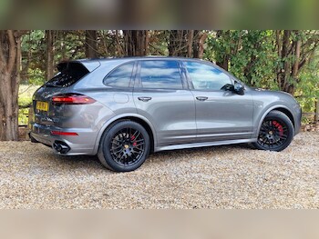 Used Porsche Cayenne 2015 for sale - 75743587: Photo