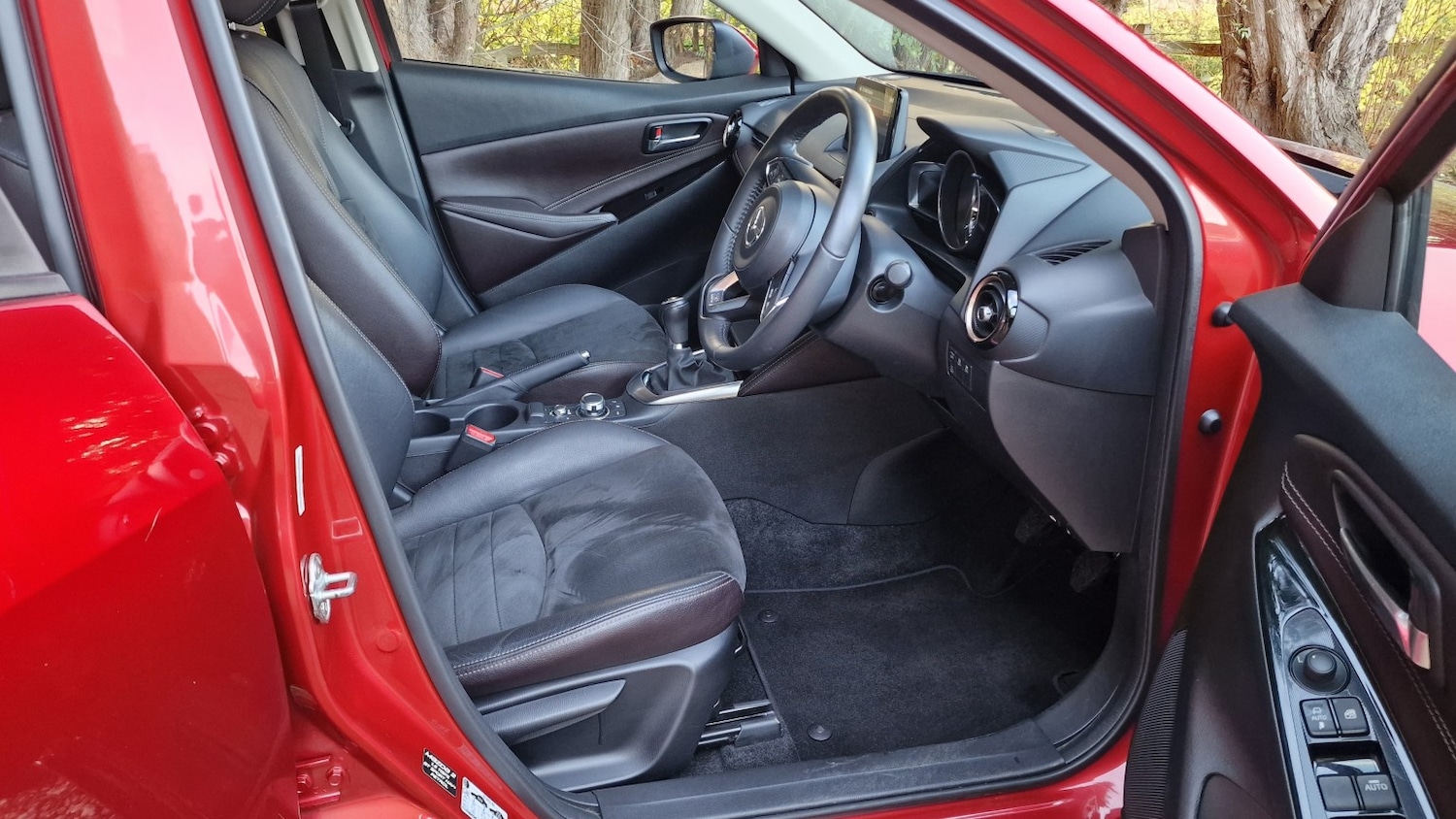 Used Mazda Mazda2 2018 for sale - 76571164: Photo 7