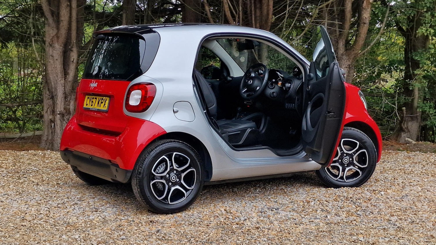 Used smart fortwo 2017 for sale - 76769584: Photo 4