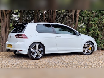 Used Volkswagen Golf 2017 for sale - 76286958: Photo 4