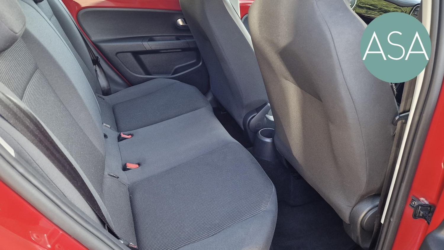 Used Volkswagen up! 2014 for sale - 77953947: Photo 10