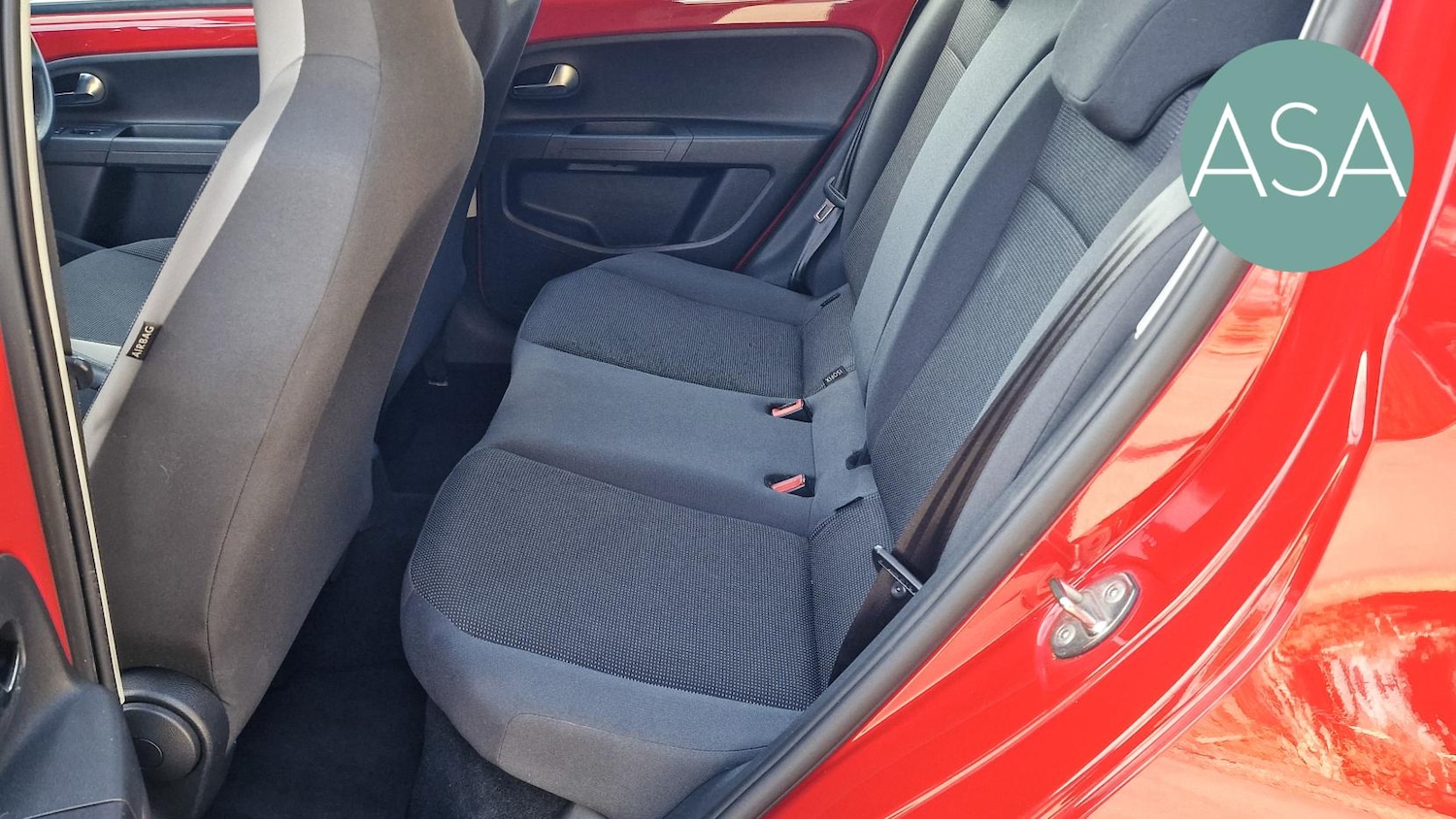 Used Volkswagen up! 2014 for sale - 77953947: Photo 15