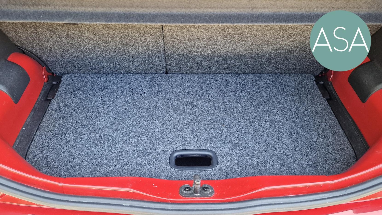 Used Volkswagen up! 2014 for sale - 77953947: Photo 18