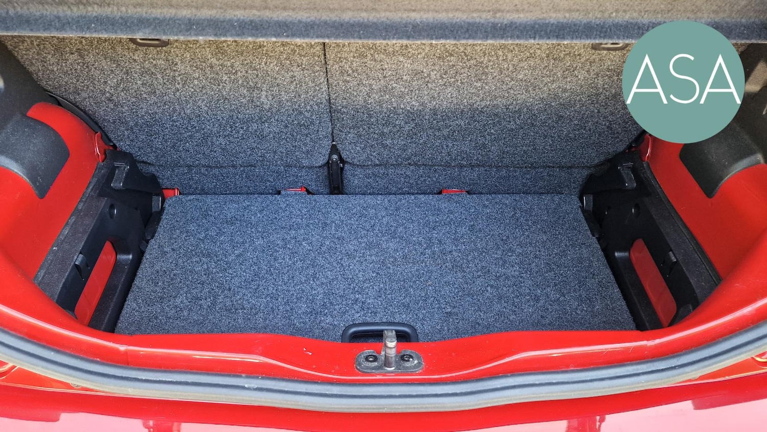 Used Volkswagen up! 2014 for sale - 77953947: Photo 19