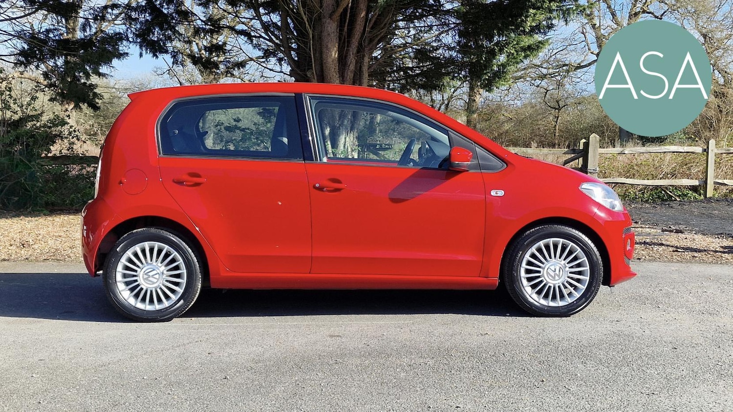 Used Volkswagen up! 2014 for sale - 77953947: Photo 5