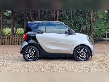 Used smart fortwo 2017 for sale - 75626926: Photo