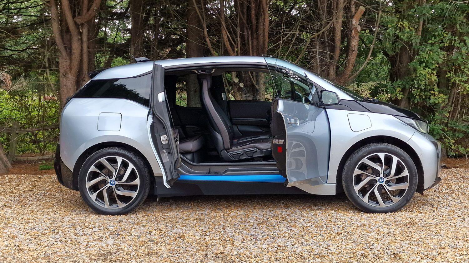 Used BMW i3 2015 for sale - 76096978: Photo 2