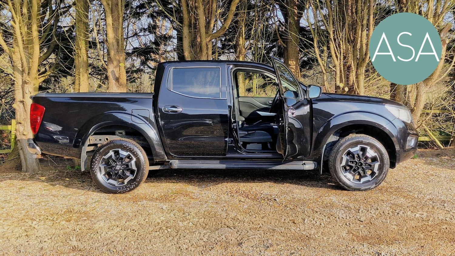 Used Nissan Navara 2020 for sale - 77864856: Photo 3