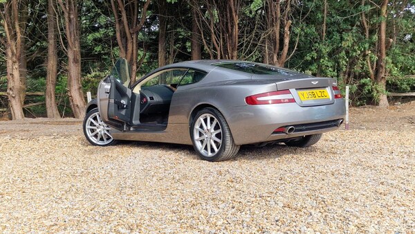Used Aston Martin DB9 2008 for sale - 75626934: Photo 10
