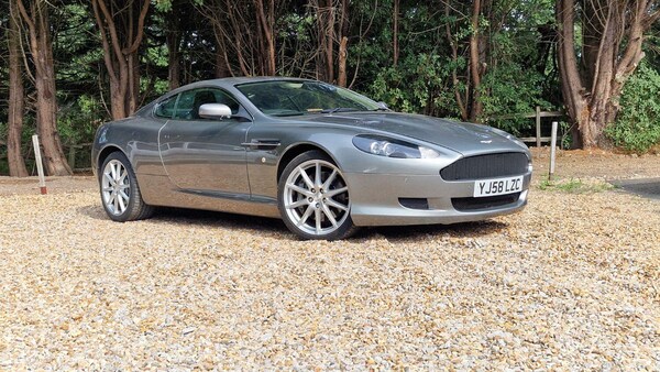 Used Aston Martin DB9 2008 for sale - 75626934: Photo 1