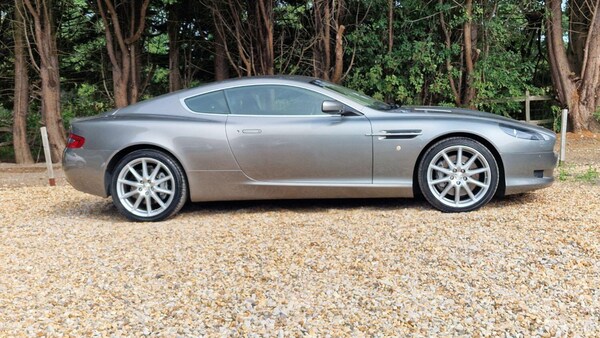 Used Aston Martin DB9 2008 for sale - 75626934: Photo 2