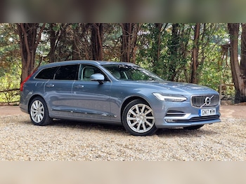 Volvo - V90