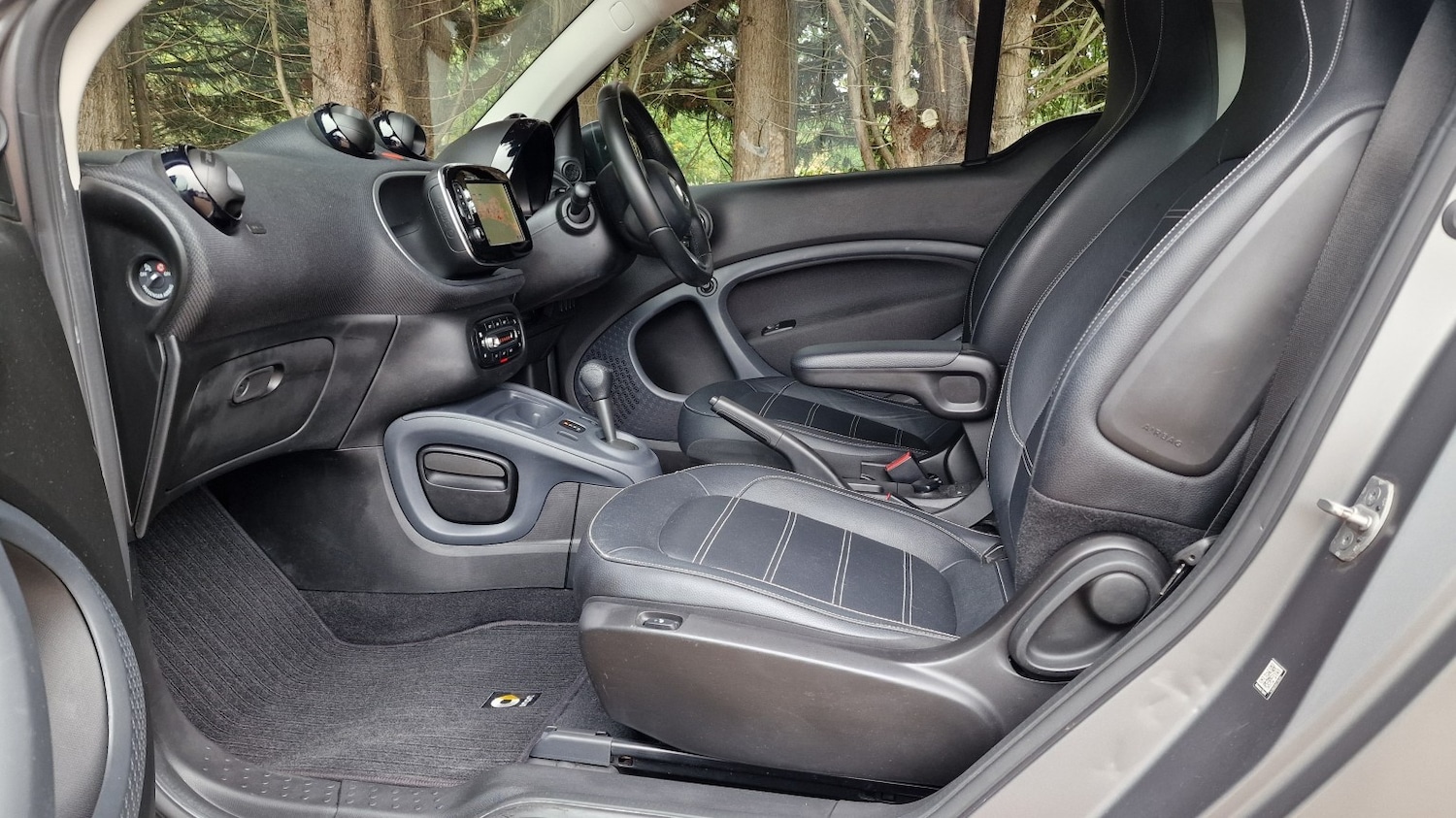 Used smart fortwo 2017 for sale - 76198292: Photo 20