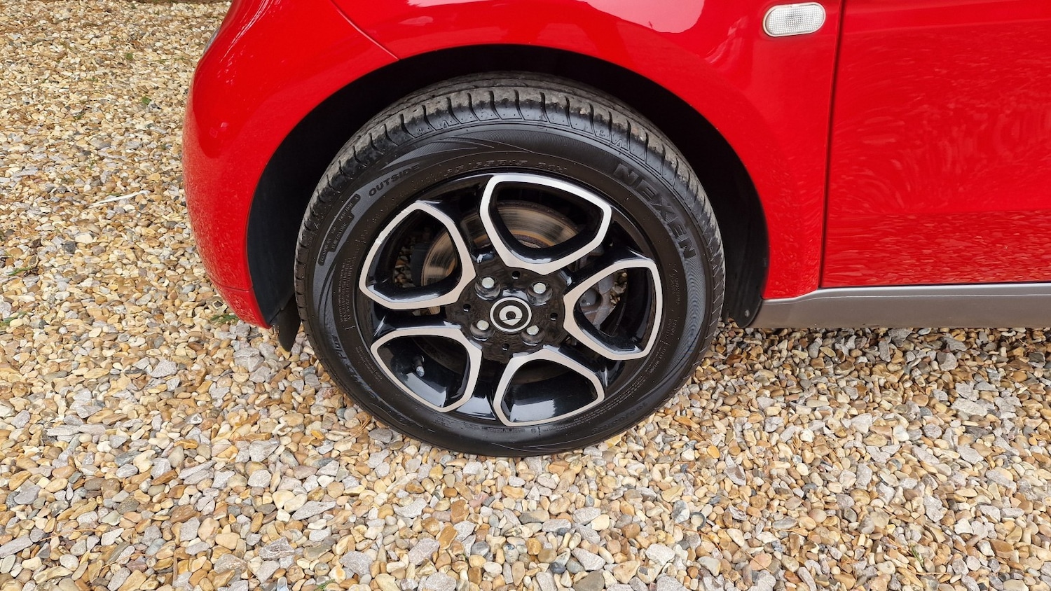 Used smart fortwo 2017 for sale - 76198292: Photo 24