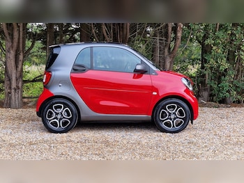 Used smart fortwo 2017 for sale - 76198292: Photo