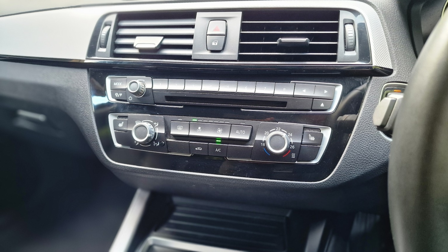 Used BMW 1 Series 2019 for sale - 76687108: Photo 9