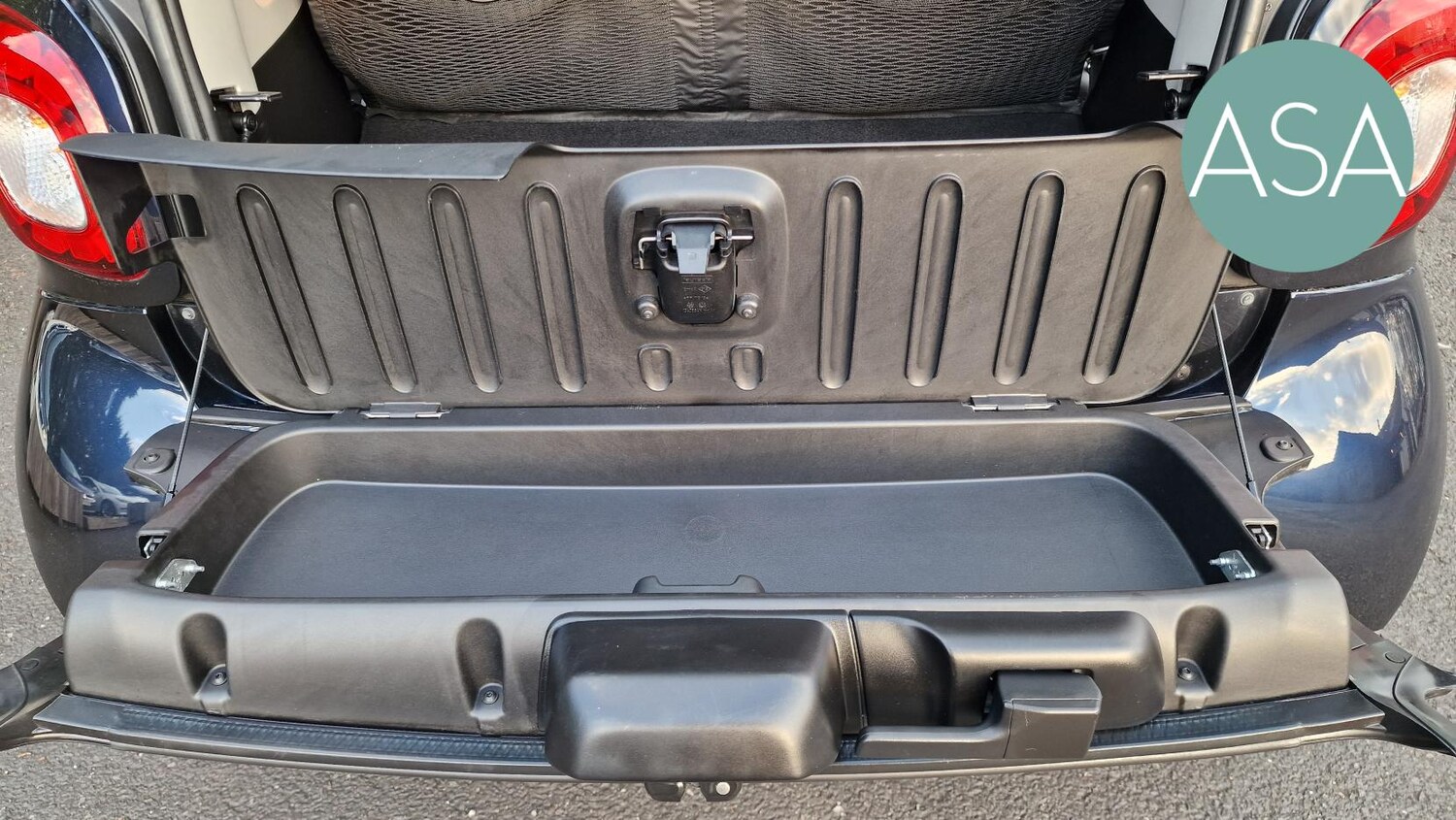 Used smart fortwo 2018 for sale - 77864855: Photo 14