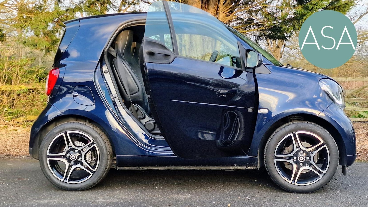 Used smart fortwo 2018 for sale - 77864855: Photo 3
