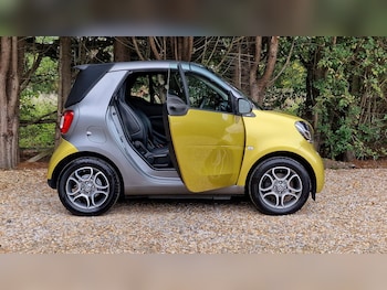 Used smart fortwo 2016 for sale - 76281395: Photo