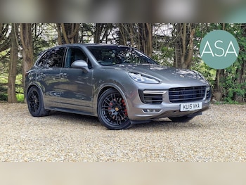 Used Porsche Cayenne 2015 for sale - 78289833: Photo