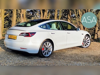 Used Tesla Model 3 2019 for sale - 77864825: Photo