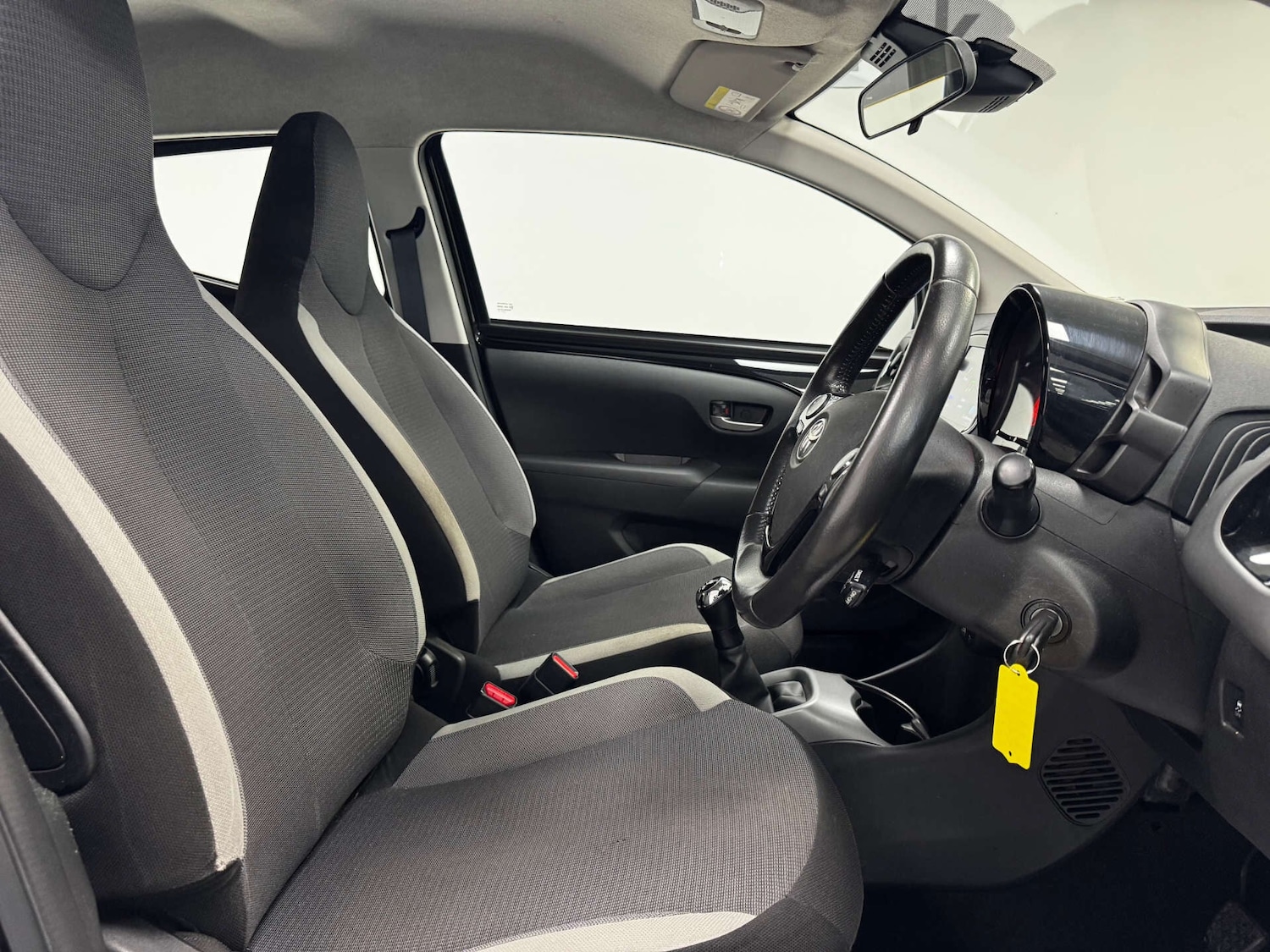 Used Toyota AYGO 2021 for sale - 77145097: Photo 35