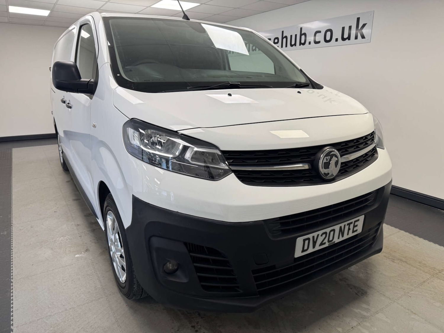 Used Vauxhall Vivaro 2020 for sale - 77716311: Photo 4