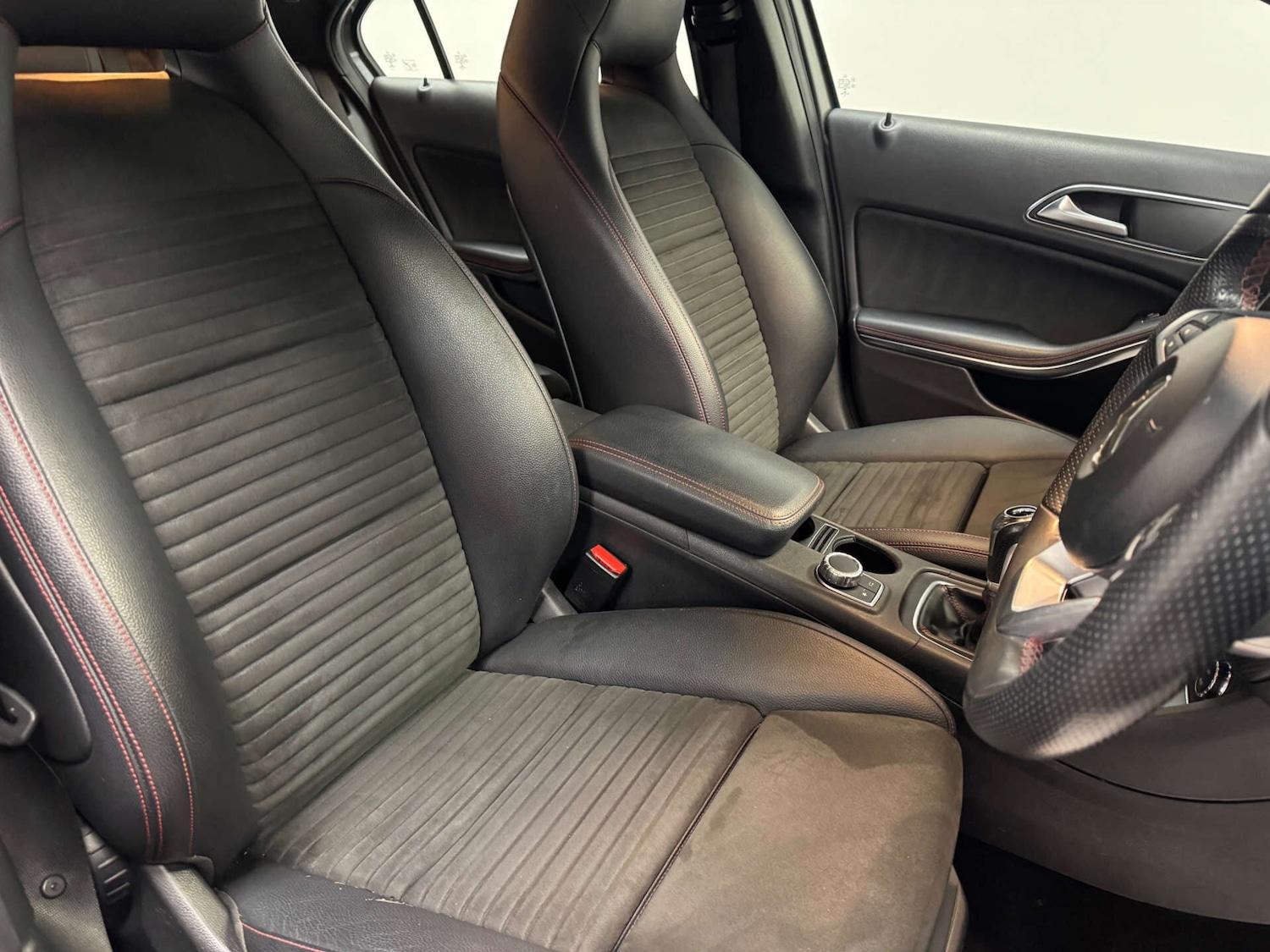 Used Mercedes-Benz A-Class 2017 for sale - 77145113: Photo 37