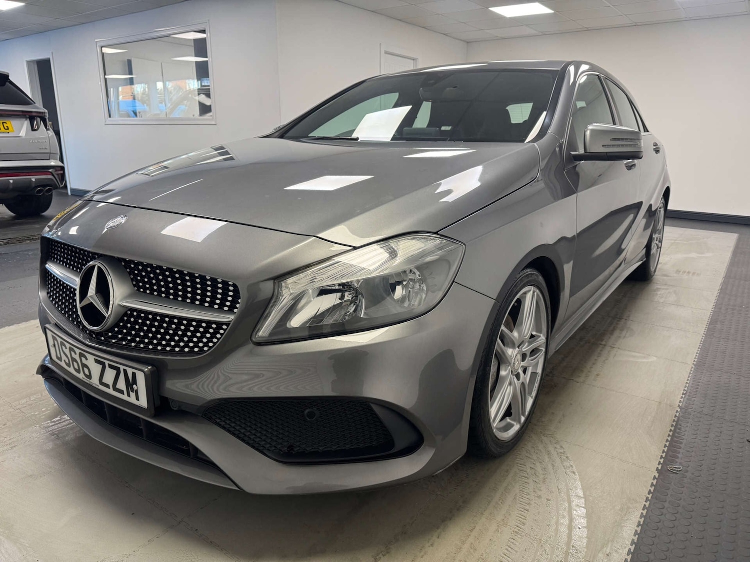 Used Mercedes-Benz A-Class 2017 for sale - 77145113: Photo 5