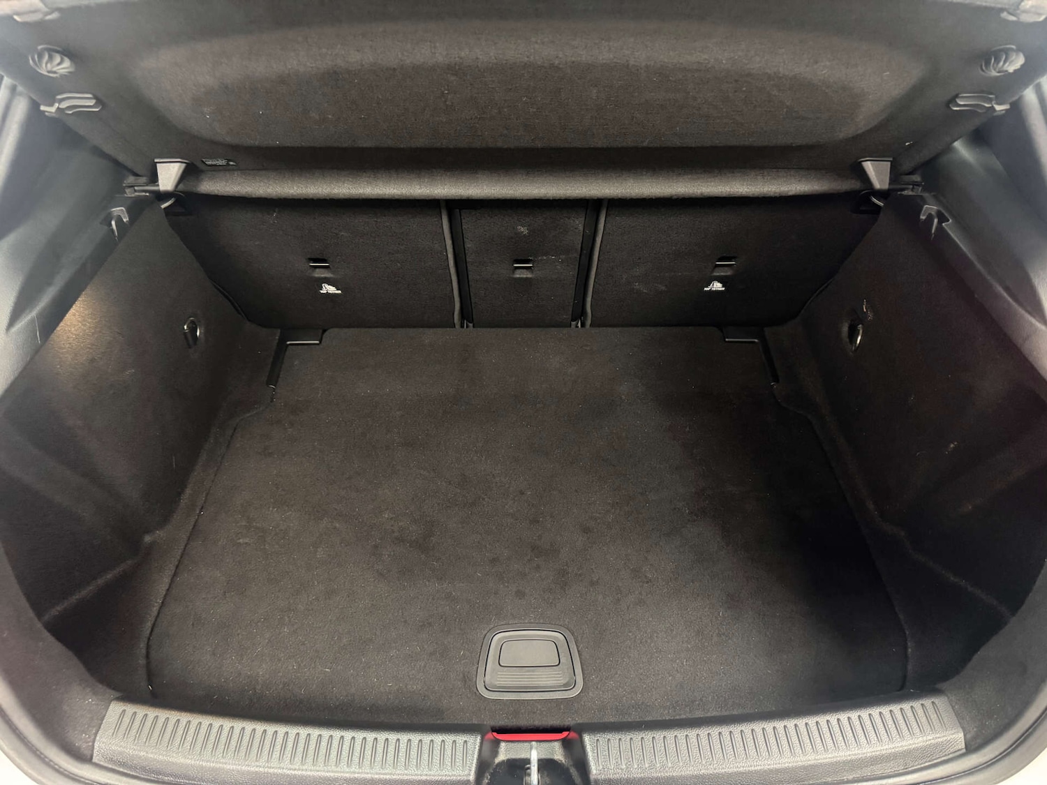 Used Mercedes-Benz A-Class 2018 for sale - 77654369: Photo 29