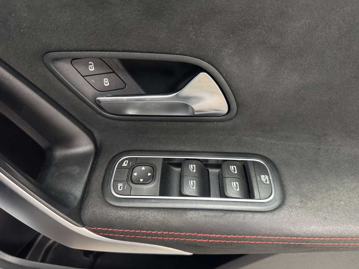 Used Mercedes-Benz A-Class 2018 for sale - 77654369: Photo 39