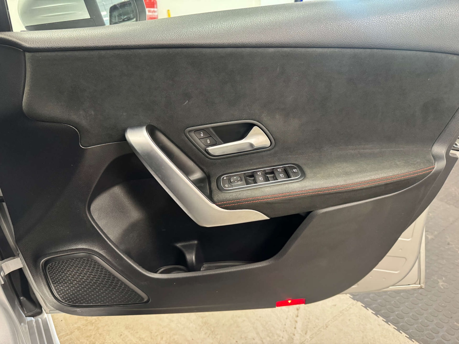 Used Mercedes-Benz A-Class 2018 for sale - 77654369: Photo 40