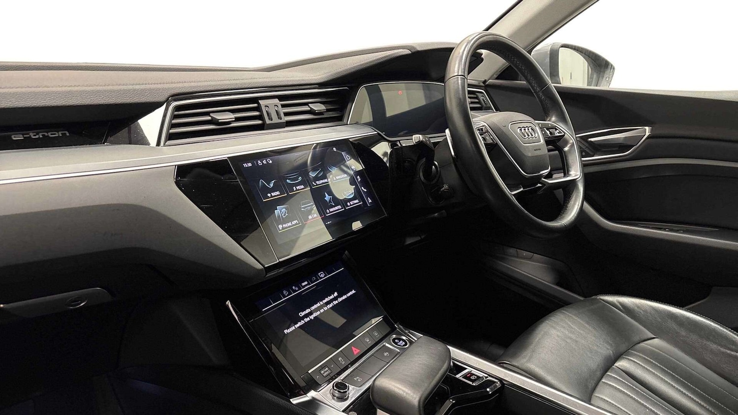 Used Audi e-tron 2021 for sale - 78218070: Photo 2