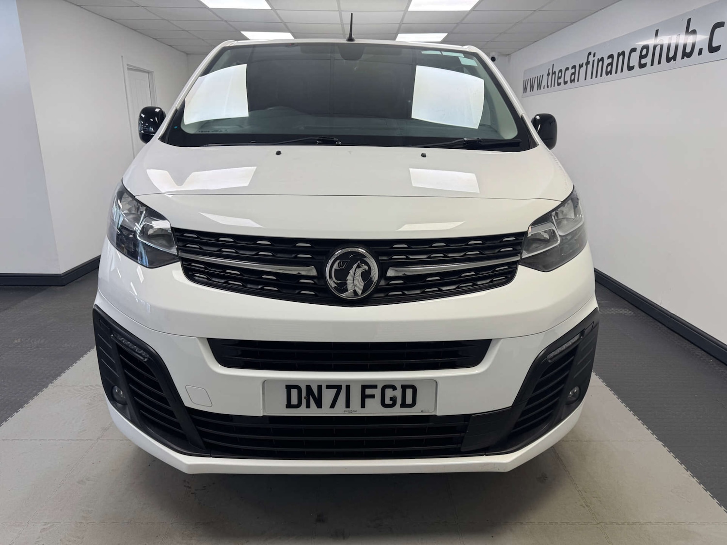 Used Vauxhall Vivaro 2021 for sale - 78106221: Photo 2