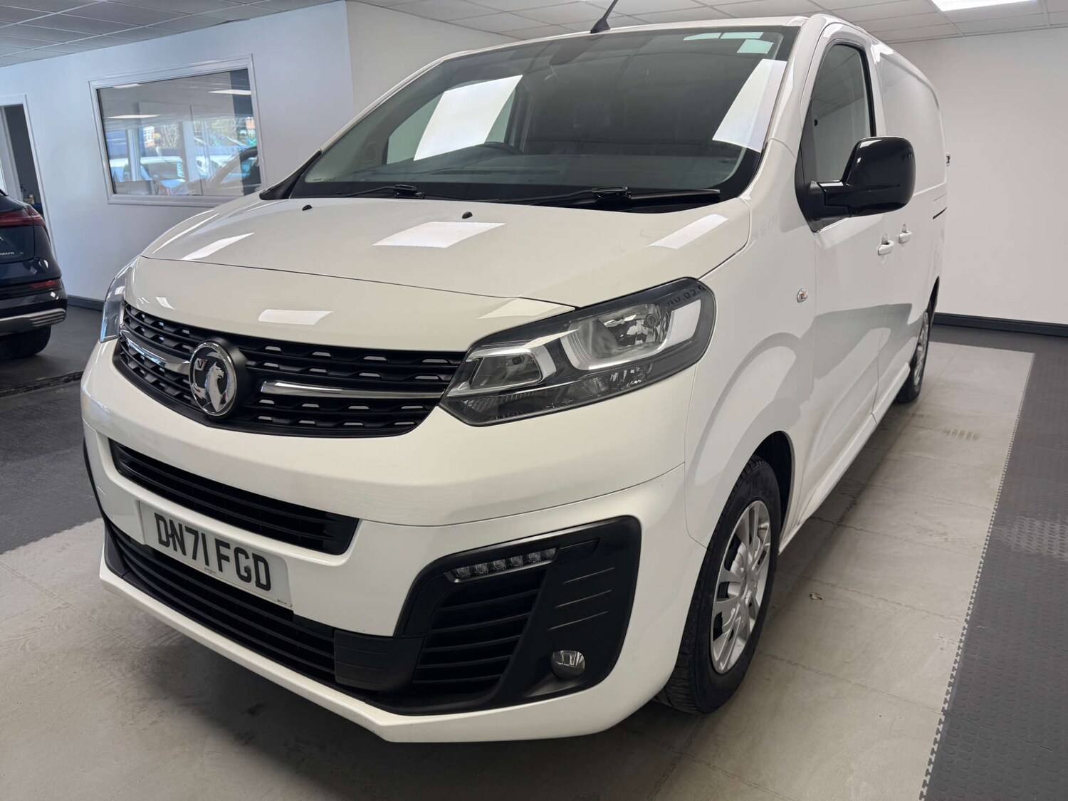 Used Vauxhall Vivaro 2021 for sale - 78106221: Photo 5